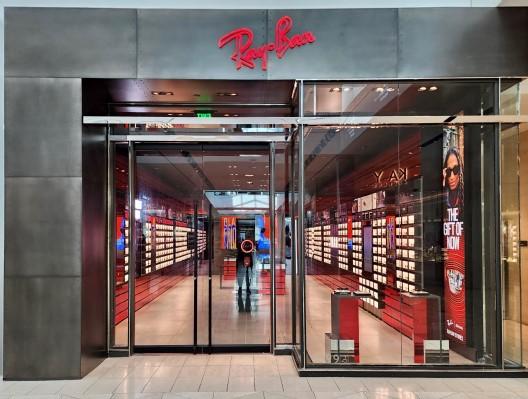 Ray-Ban