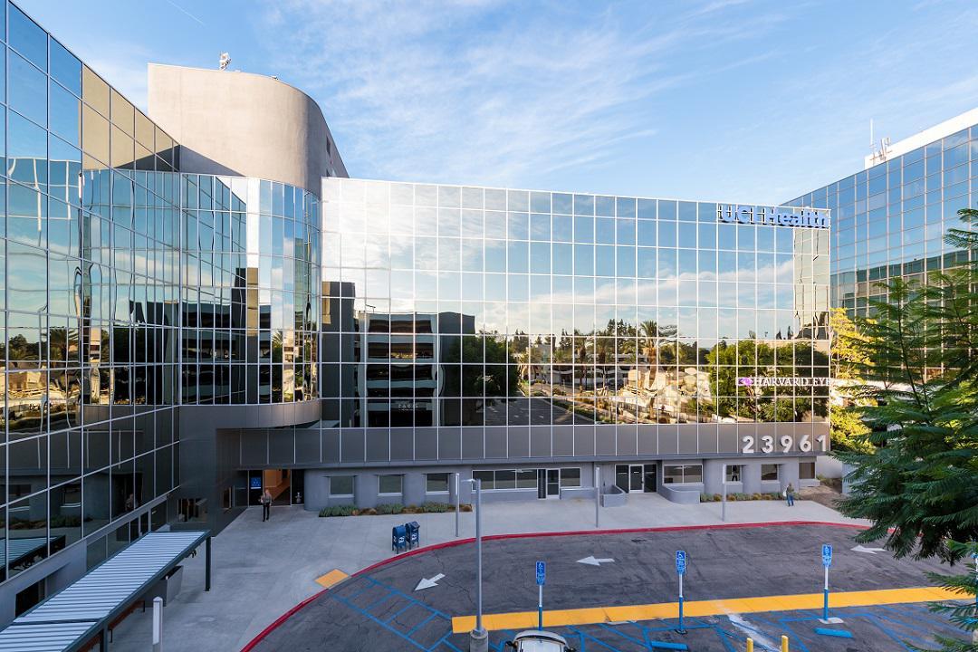UCI Health Chao Family Comprehensive Cancer Center — Laguna Hills