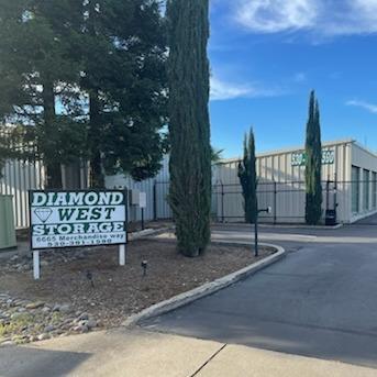 Diamond West Storage