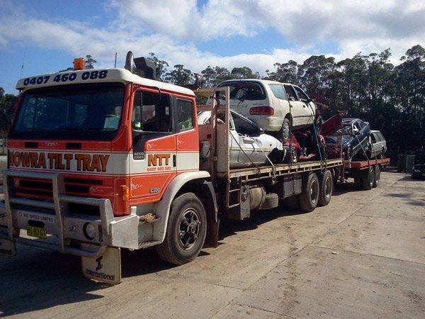 Nowra Tilt Tray & Crane Truck Hire