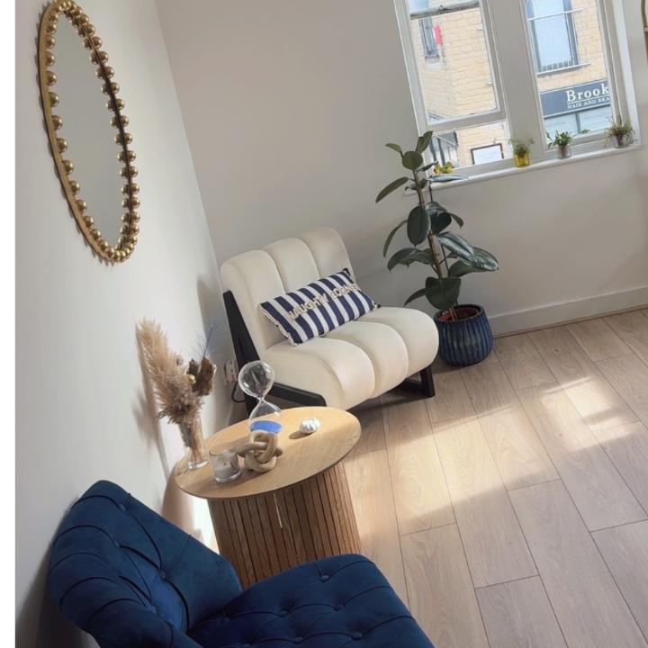 M Rose Aesthetics & Beauty