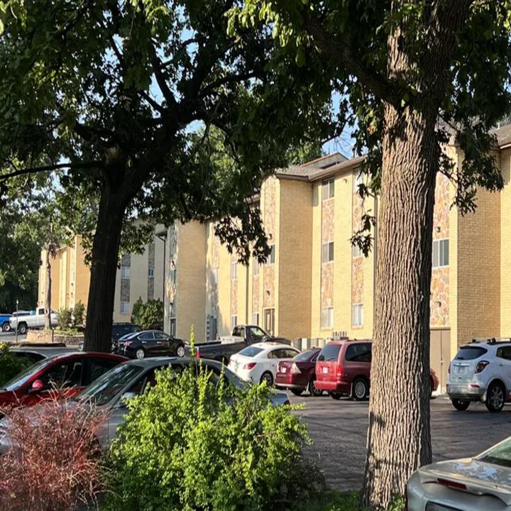 Anndell Park Apartments