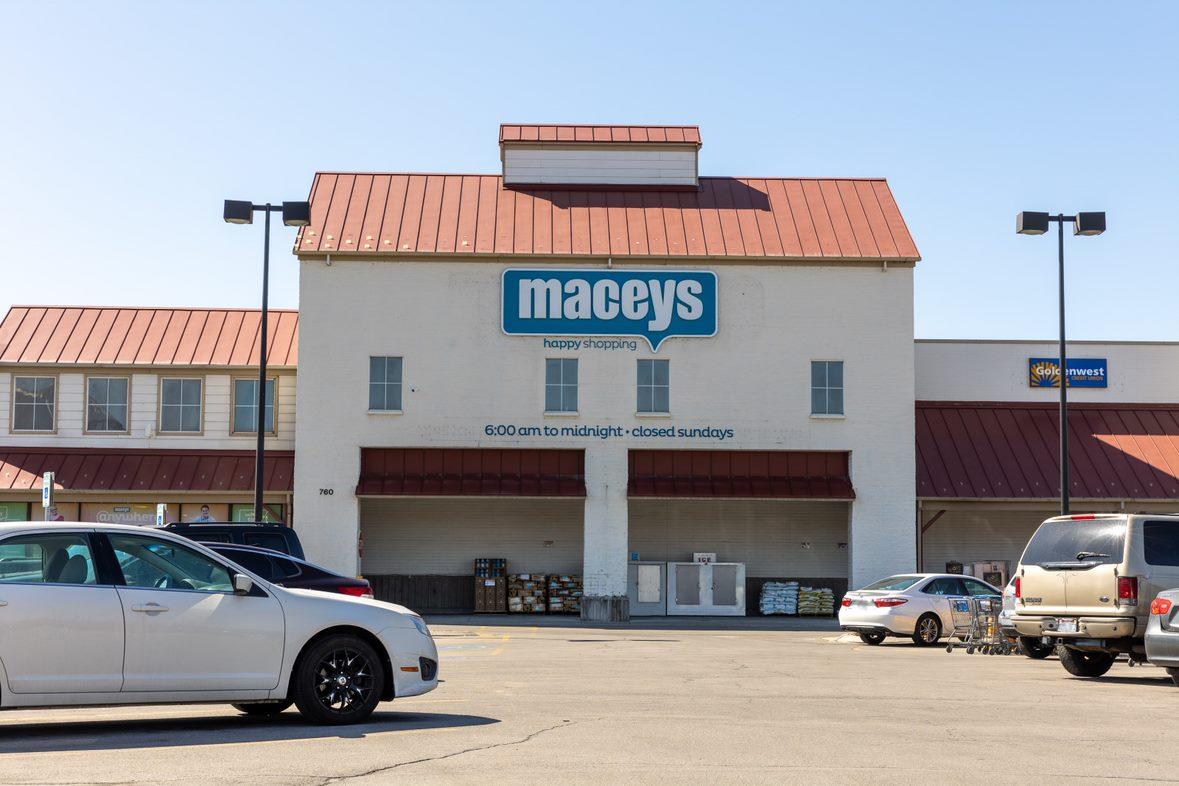 Macey's Lehi