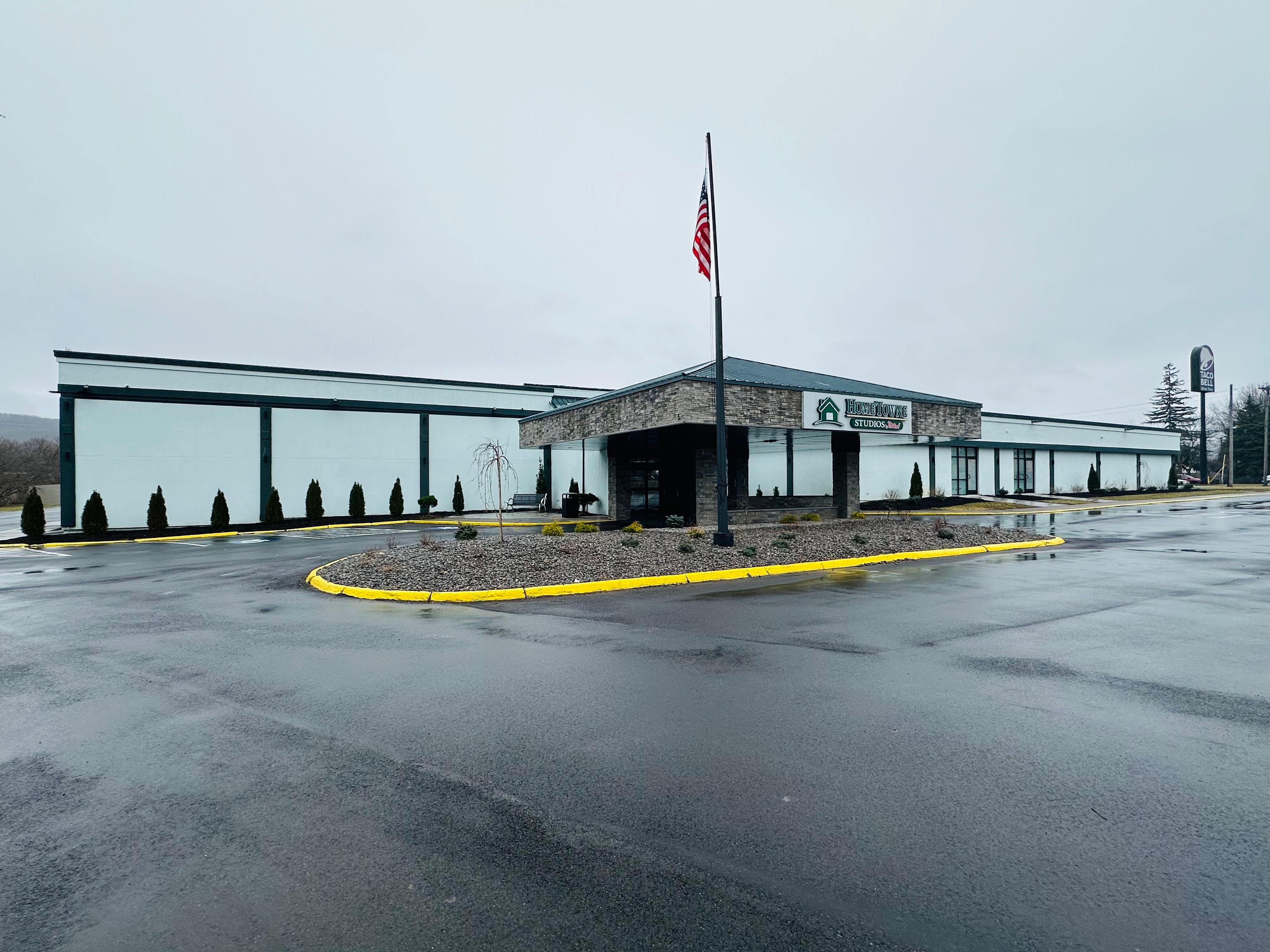 HomeTowne Studios & Conference Center Cortland