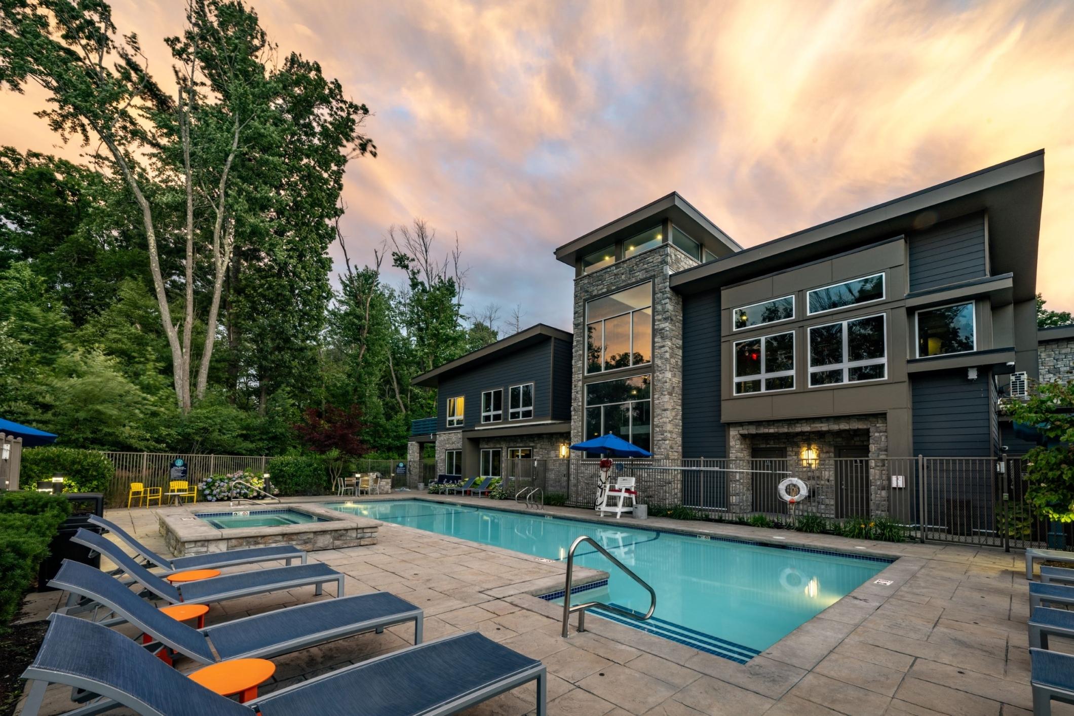 Halstead Marlborough