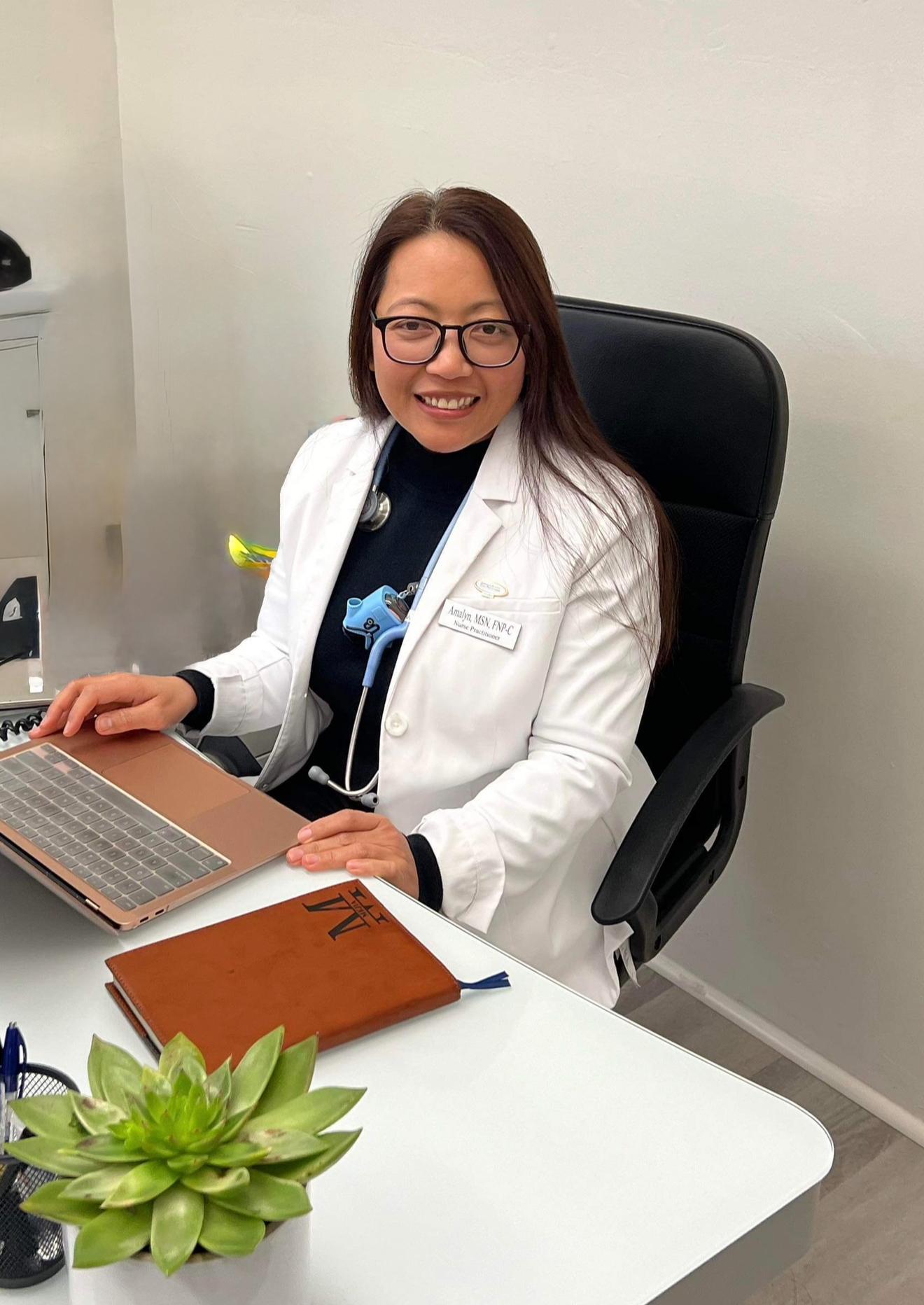 AMALYN MEJIA, FNP-C