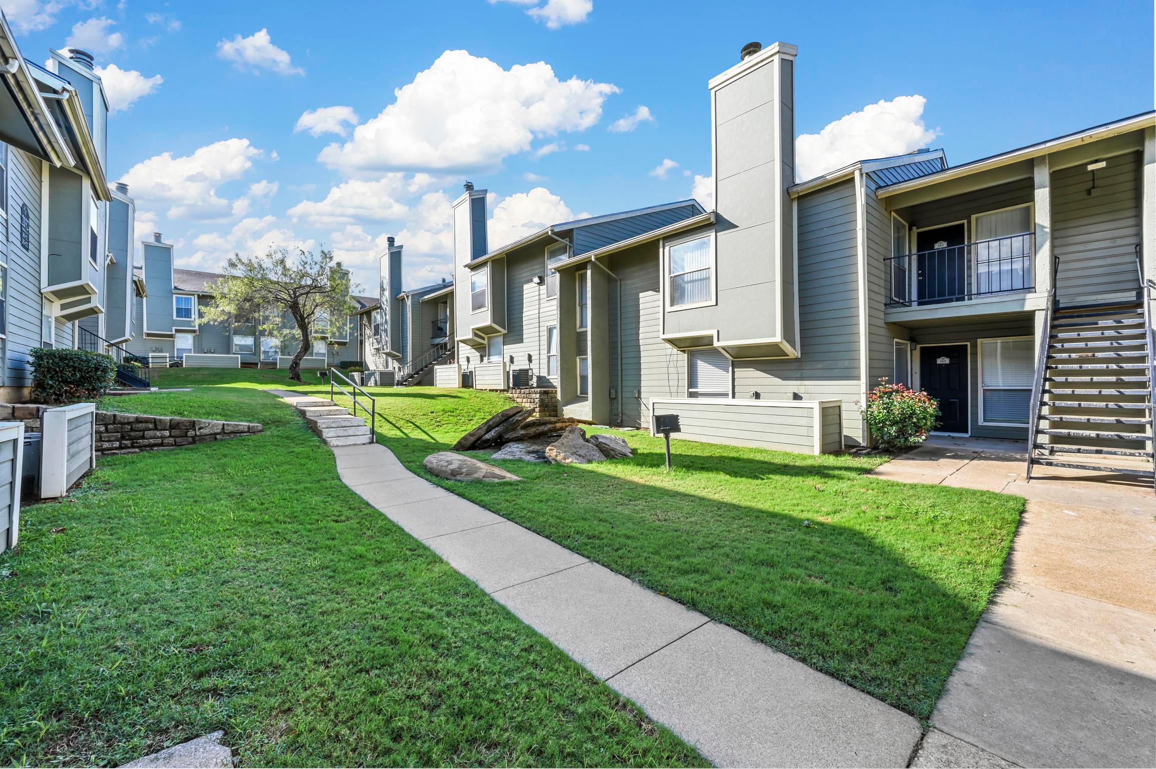 Misty Hollow Apartments