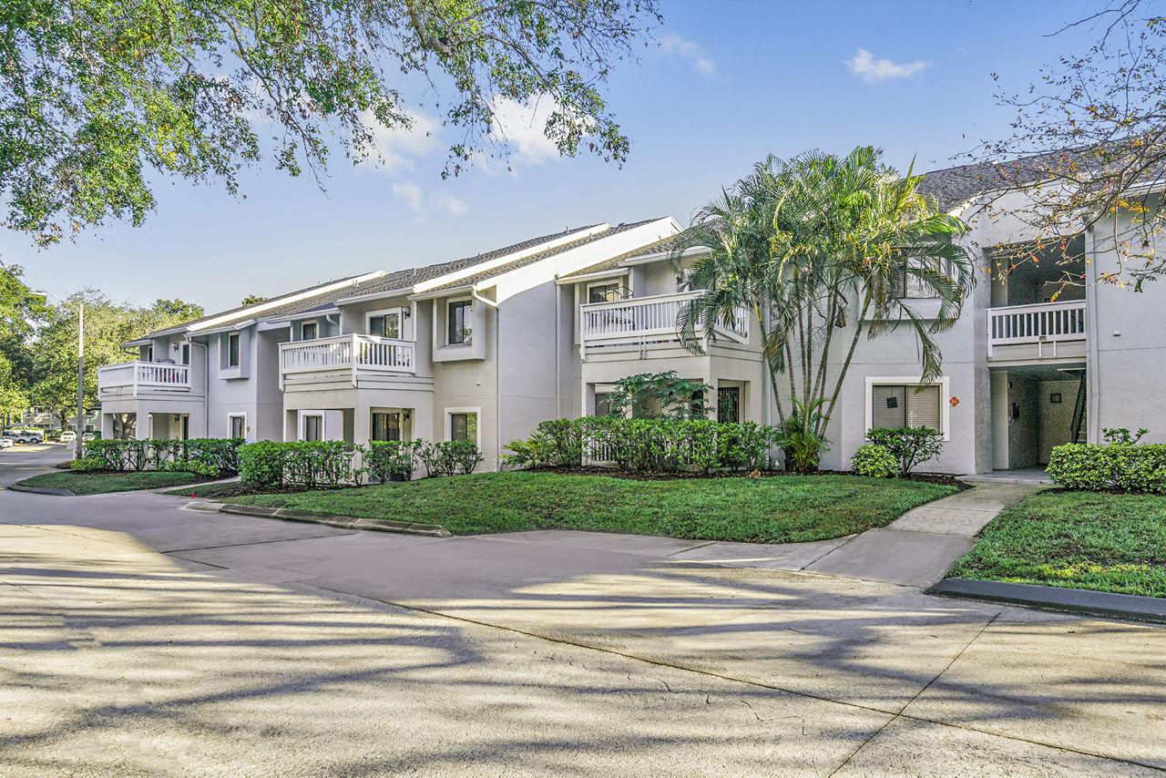Lakeshore at Altamonte Springs Apartments