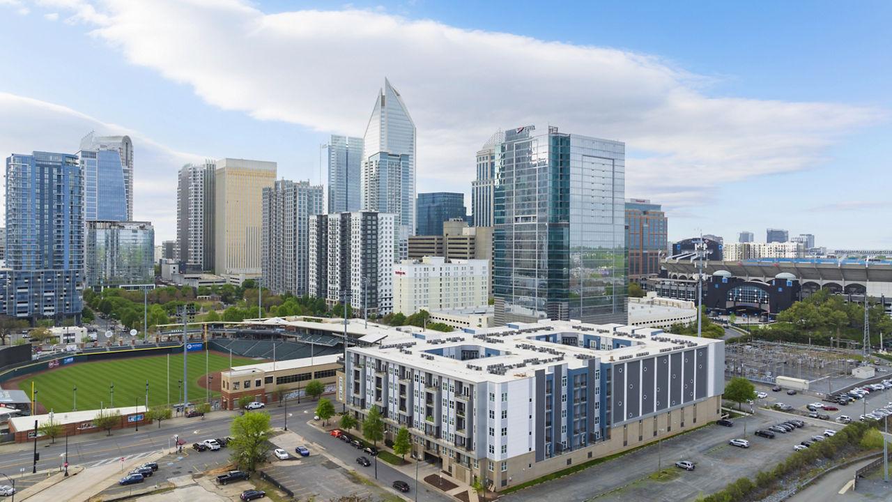 Circa Uptown Apartments