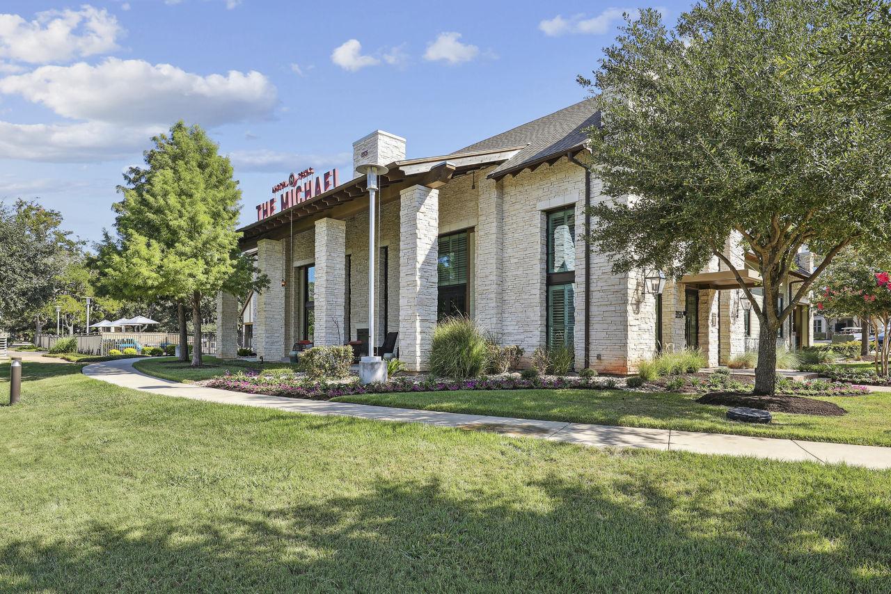 The Michael at Presidio