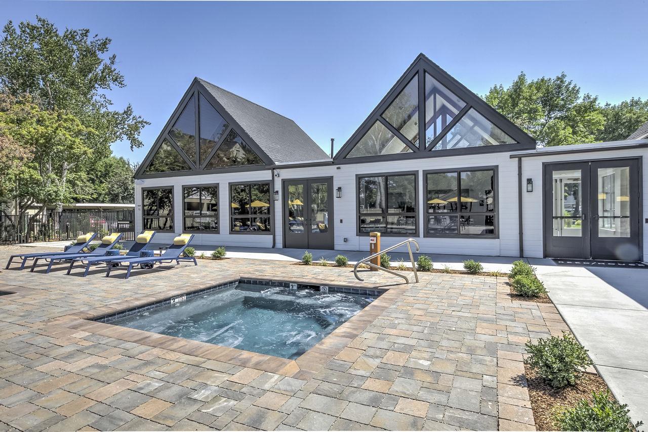 Reedhouse Apartments