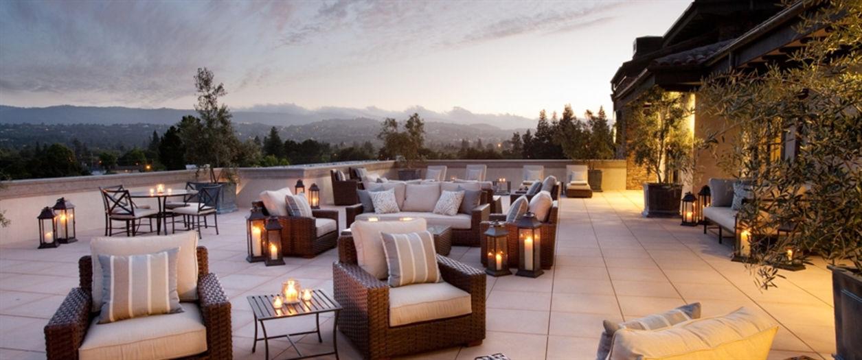 885 Woodside Apartments