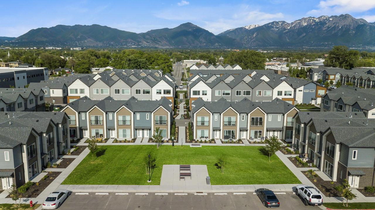 Hawthorne Townhomes
