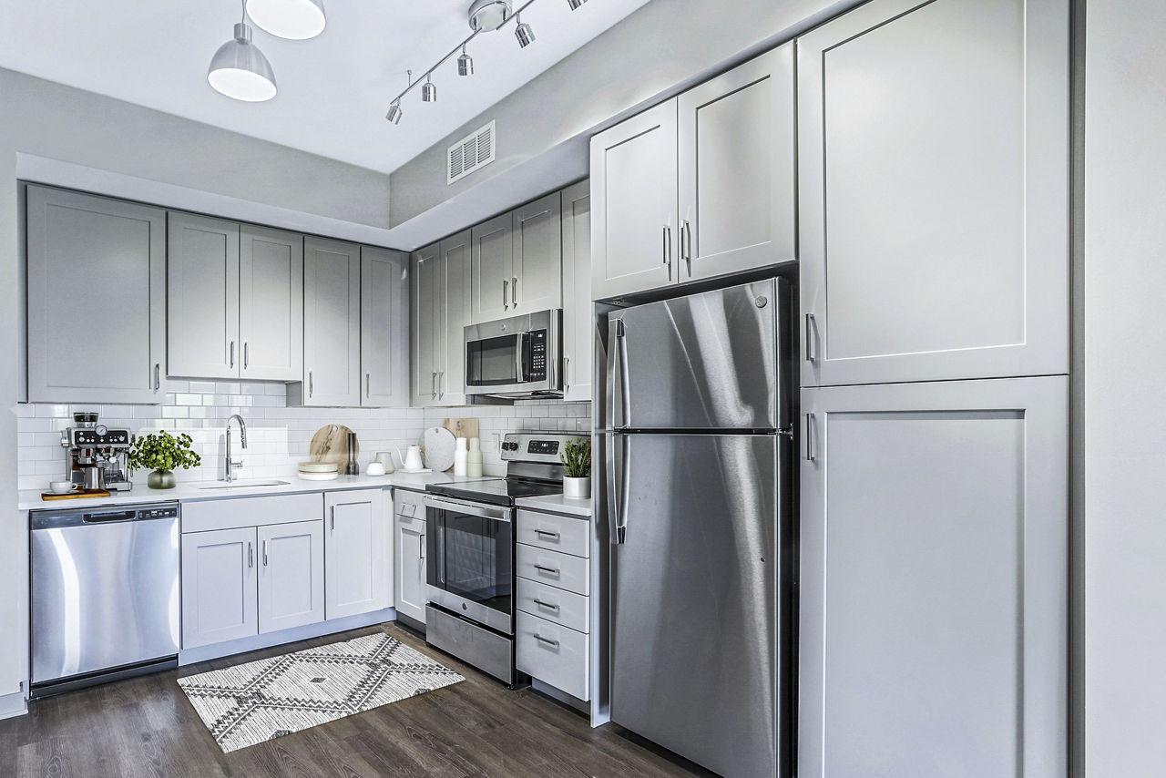 Vista Fairfax Corner