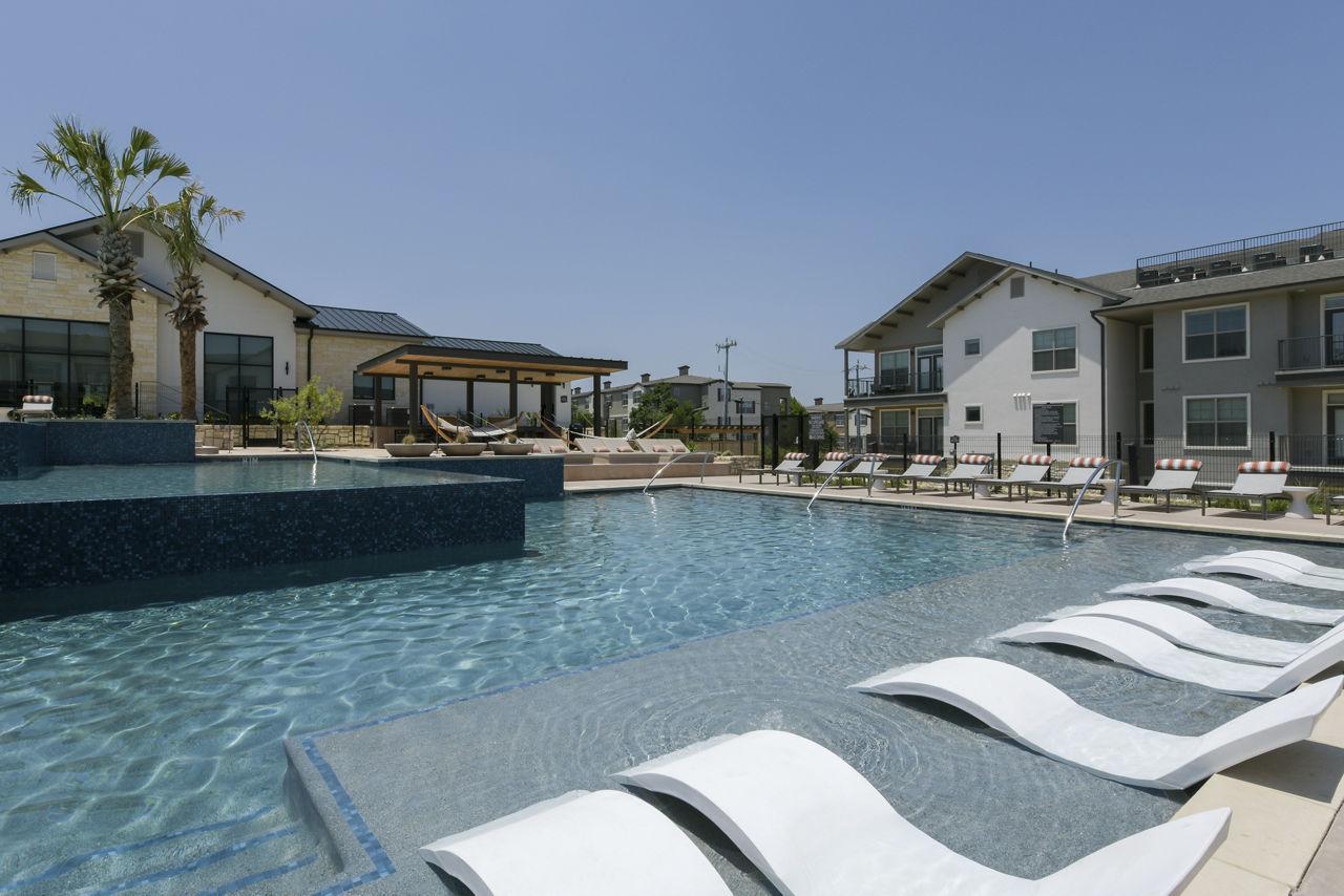 Park at Stone Oak Apartments