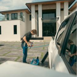 Fresh Frames Window Cleaning