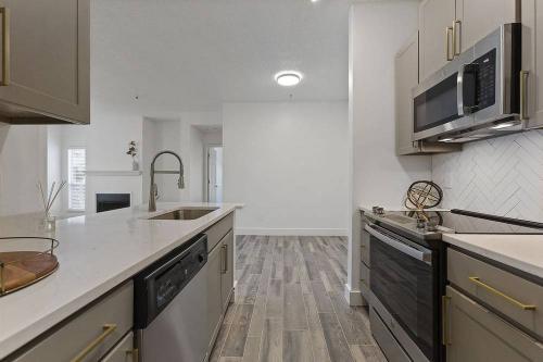 The Ashton Apartments