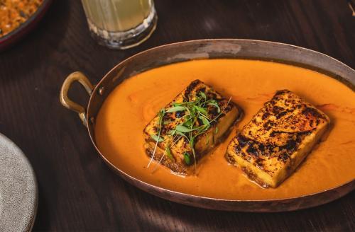 ROOP Chicago Innovative Indian Restaurant & Cocktail Bar