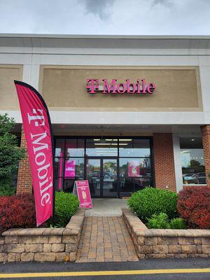 T-Mobile Authorized Retailer