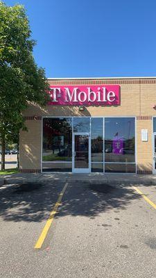 T-Mobile Authorized Retailer