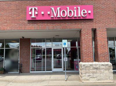 T-Mobile Authorized Retailer