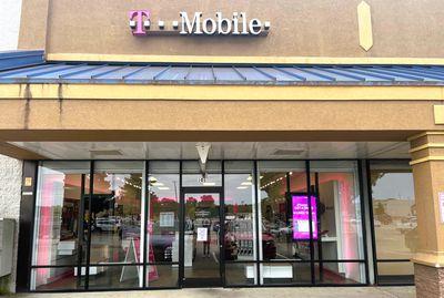 T-Mobile Authorized Retailer