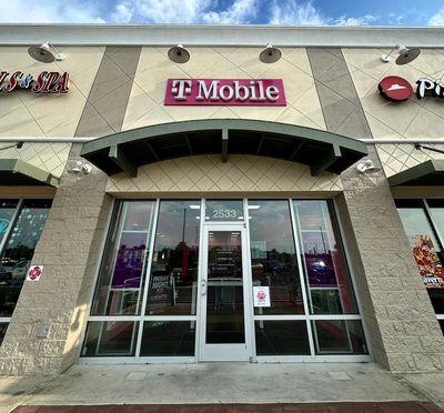 T-Mobile Authorized Retailer
