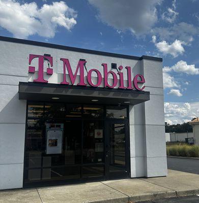 T-Mobile Authorized Retailer