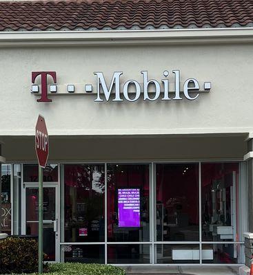 T-Mobile Authorized Retailer