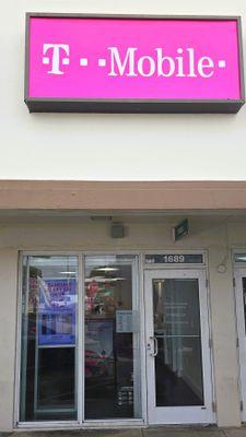 T-Mobile Authorized Retailer