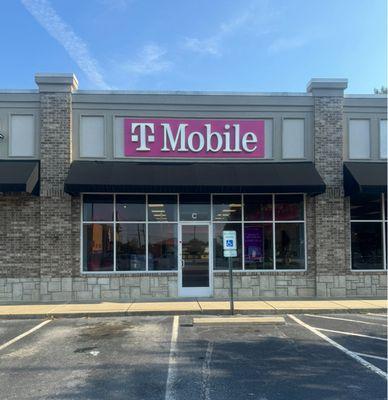 T-Mobile Authorized Retailer