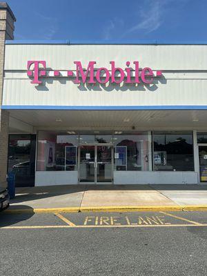 T-Mobile Authorized Retailer