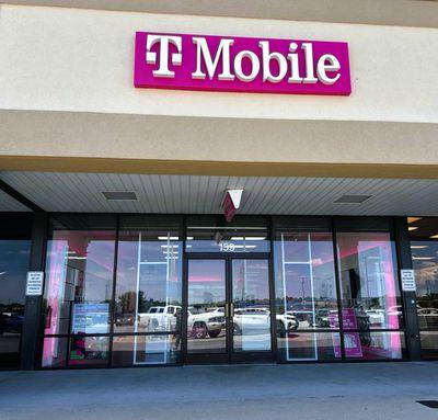 T-Mobile Authorized Retailer