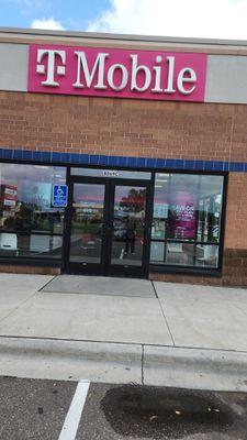 T-Mobile Authorized Retailer