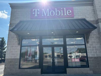 T-Mobile Authorized Retailer