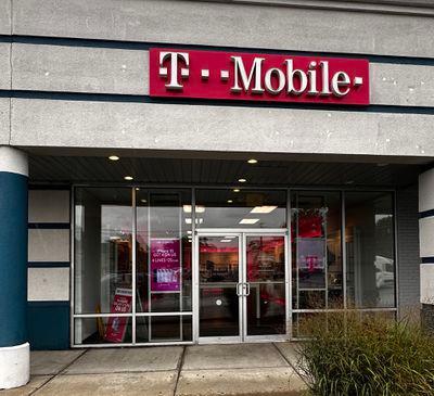 T-Mobile Authorized Retailer