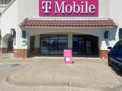 T-Mobile Authorized Retailer