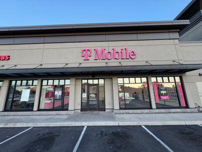 T-Mobile Authorized Retailer