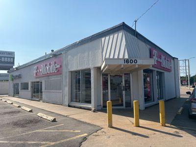 T-Mobile Authorized Retailer