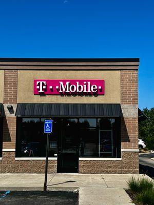 T-Mobile Authorized Retailer