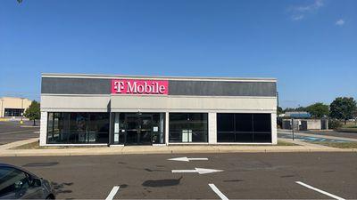 T-Mobile Authorized Retailer