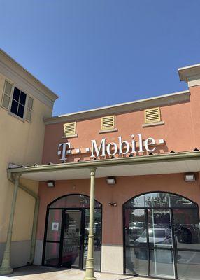 T-Mobile Authorized Retailer