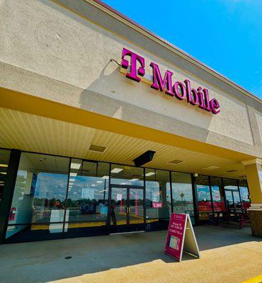 T-Mobile Authorized Retailer