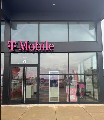 T-Mobile Authorized Retailer
