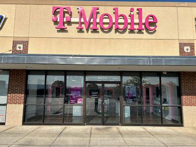 T-Mobile Authorized Retailer