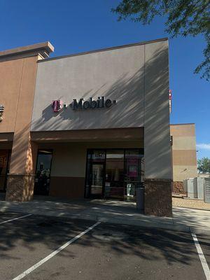 T-Mobile Authorized Retailer