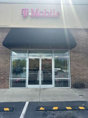 T-Mobile Authorized Retailer