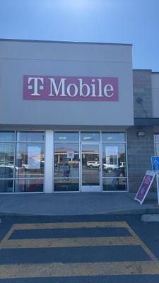 T-Mobile Authorized Retailer