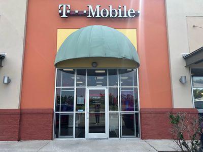 T-Mobile Authorized Retailer