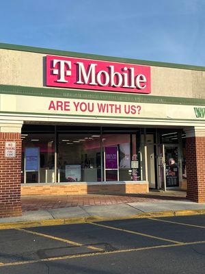 T-Mobile Authorized Retailer